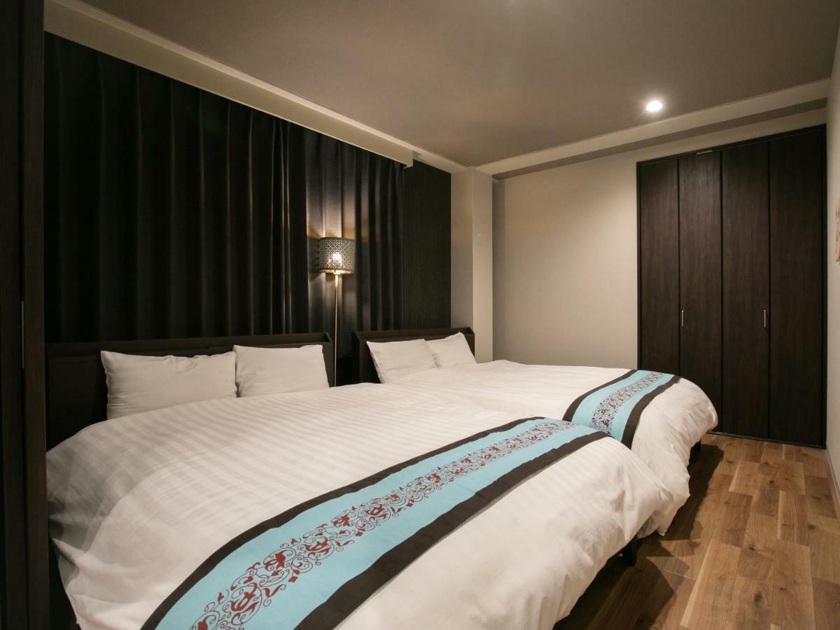 Big Room Guest House Osaka Bagian luar foto