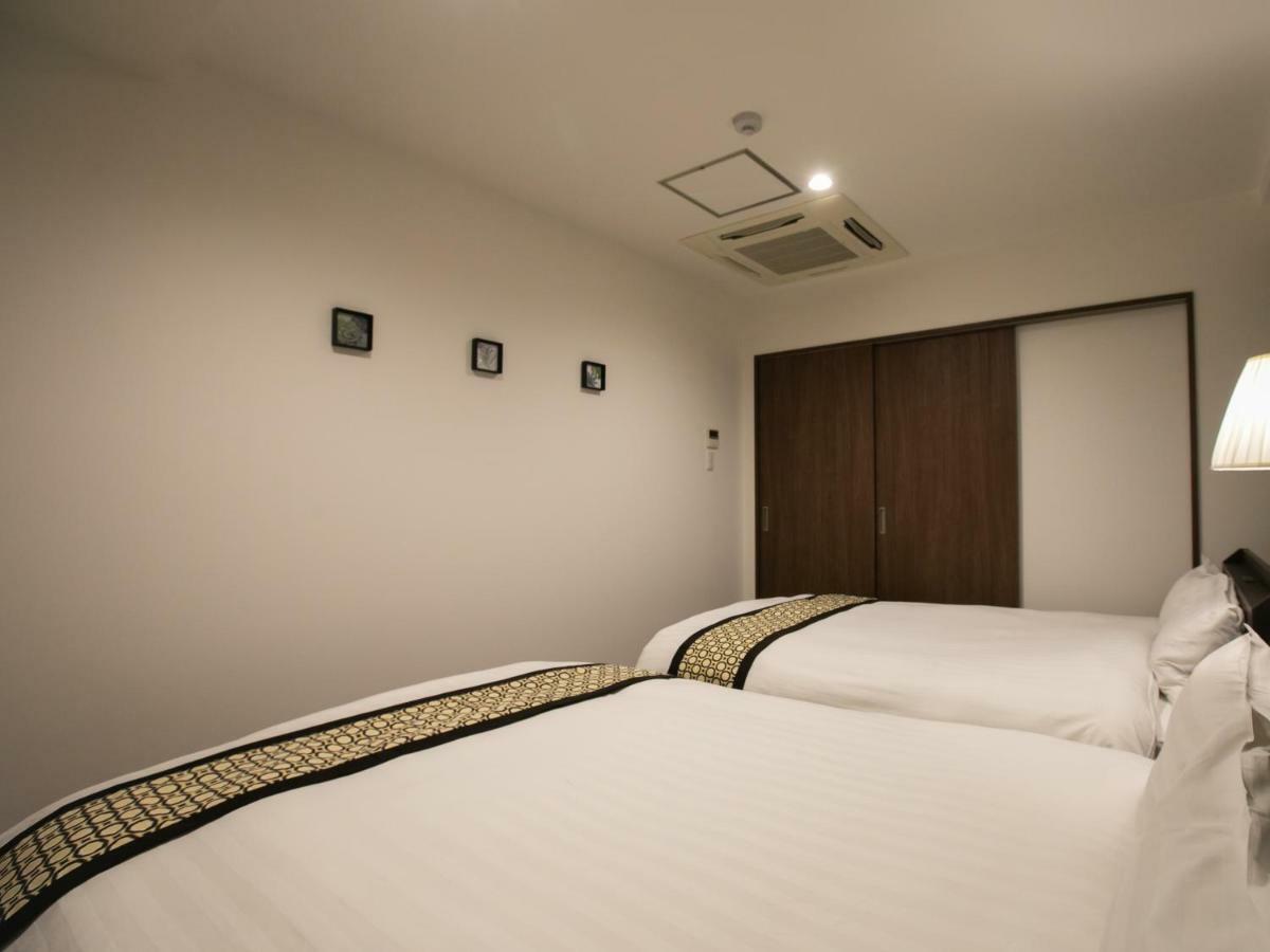 Big Room Guest House Osaka Bagian luar foto