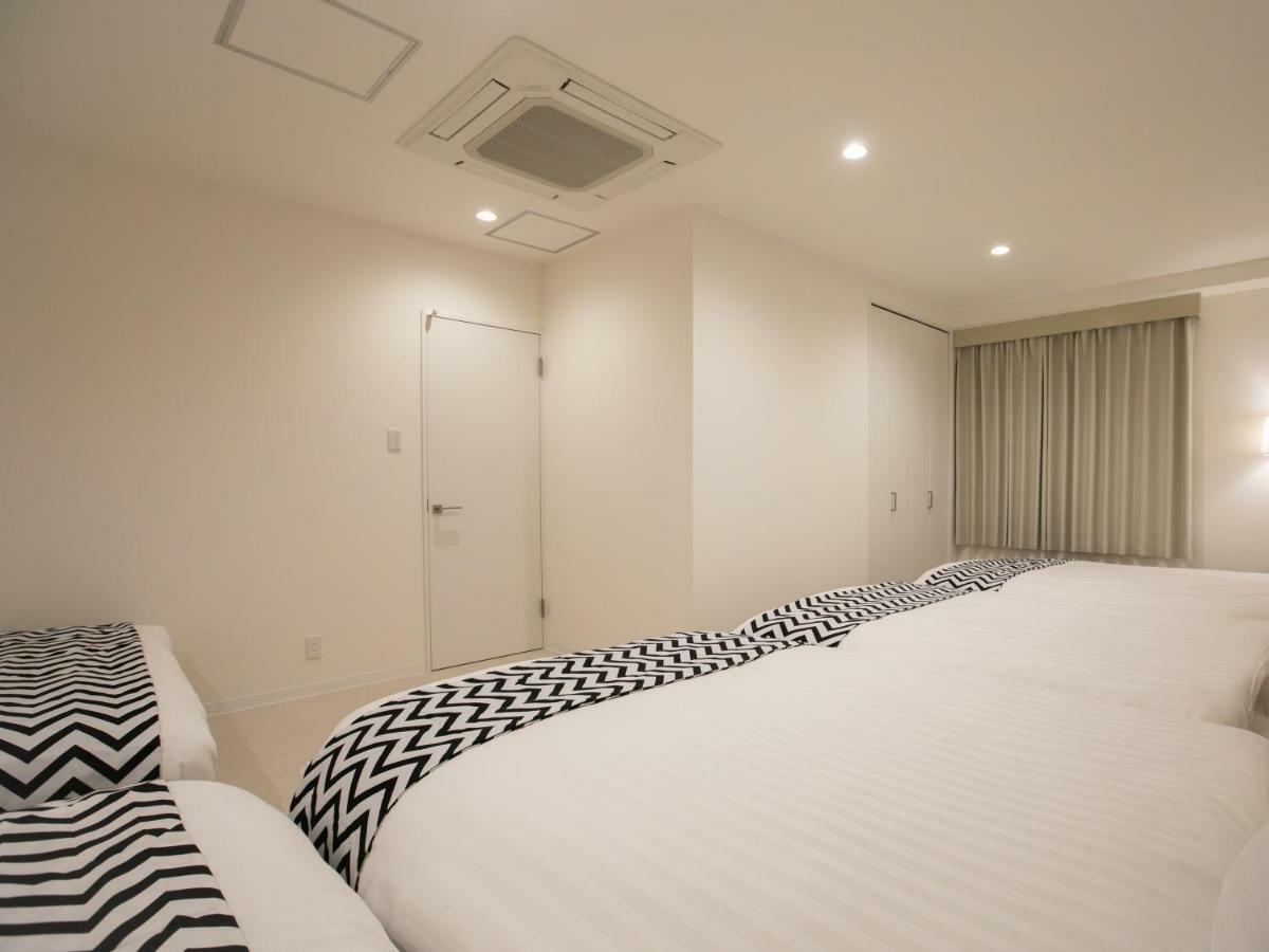 Big Room Guest House Osaka Bagian luar foto